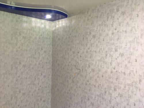 Ищу мастера поклеить обои