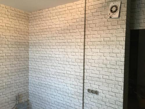 поклеить обои минск